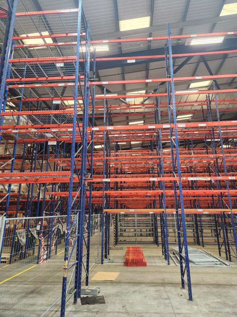 Used Hilo Pallet Racking – 2.7m (2000kg) Beams – 8m x 900mm Frames