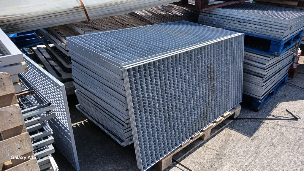 Flow Forge Types Galvanised Steel Walkway Flow Forge Grates / Panels